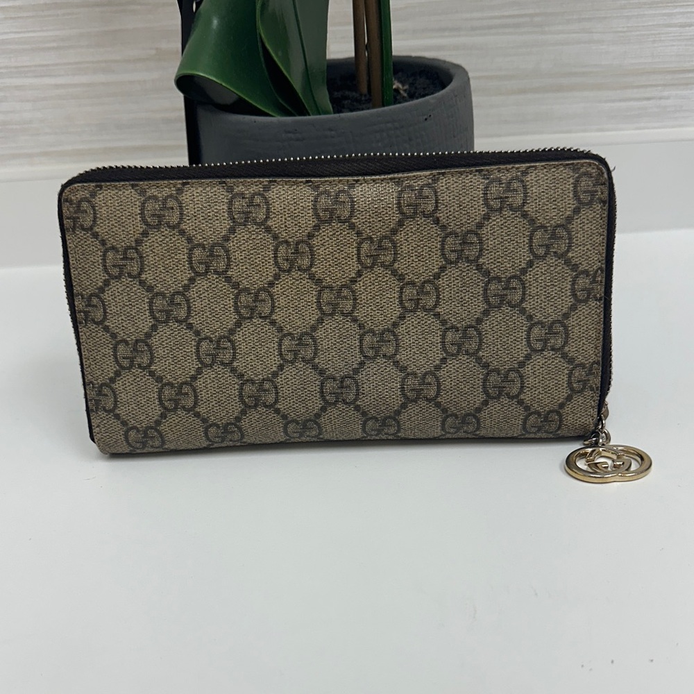 Gucci Tan GG Canvas Zip Wallet